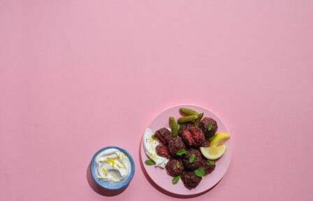 Kidney bean and beet falafel
